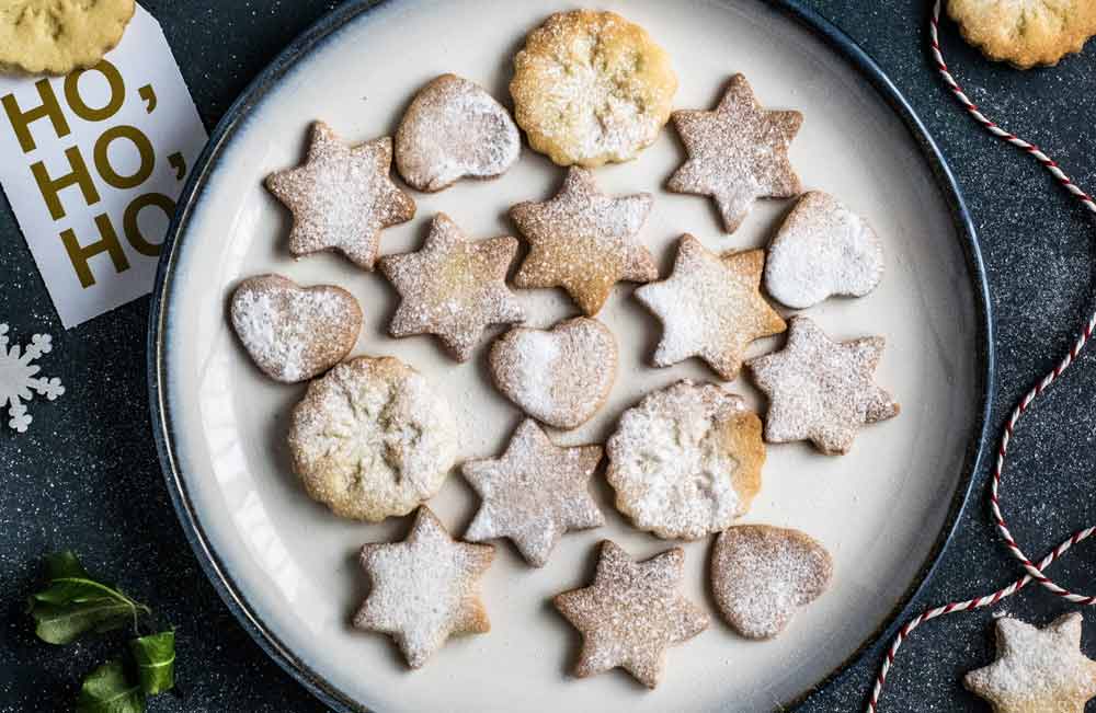 AKA Holiday Guilt Cookies - Yum!